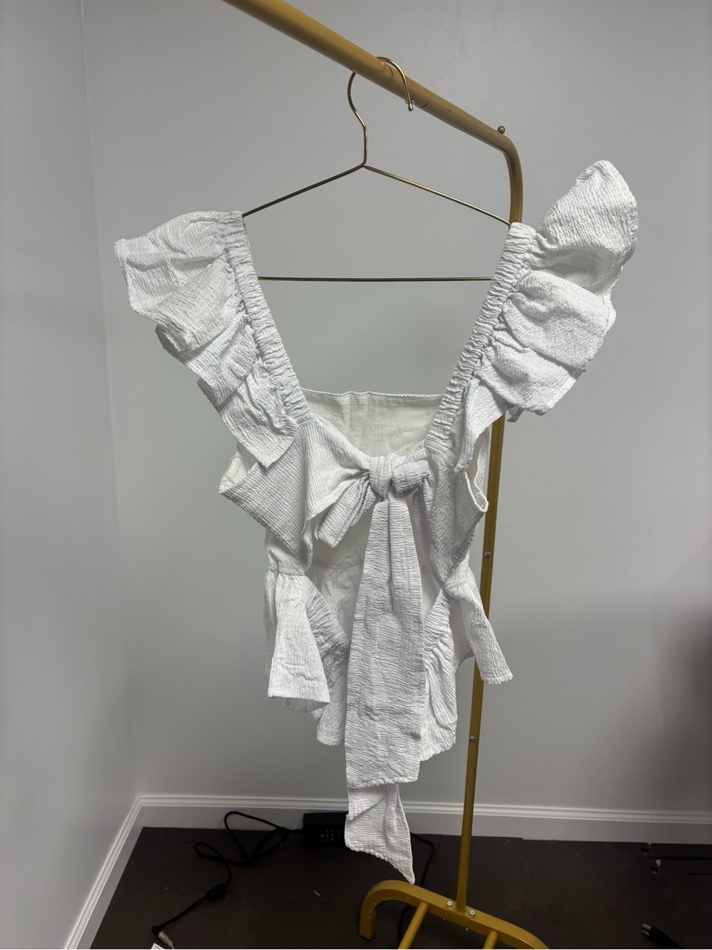 Francesca’s White Ruffle Sleeve Peplum Top - Women - Picture 2 of 3
